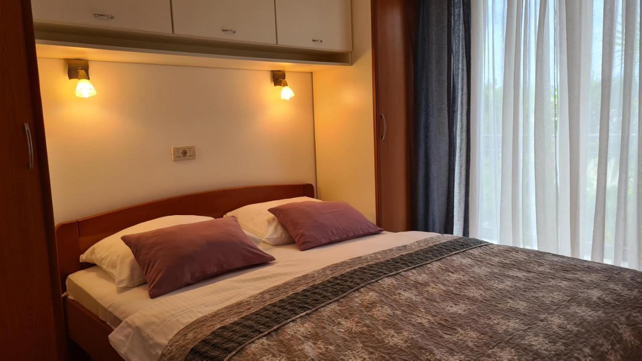 Villa Amalia Apartment 2 말린스카 외부 사진